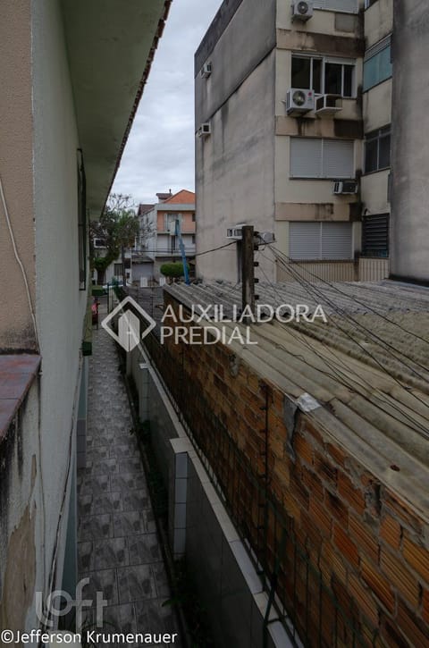 Image 22 - 240020